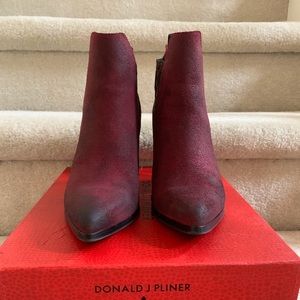 Donald J. Pliner Vale-HV Bootie